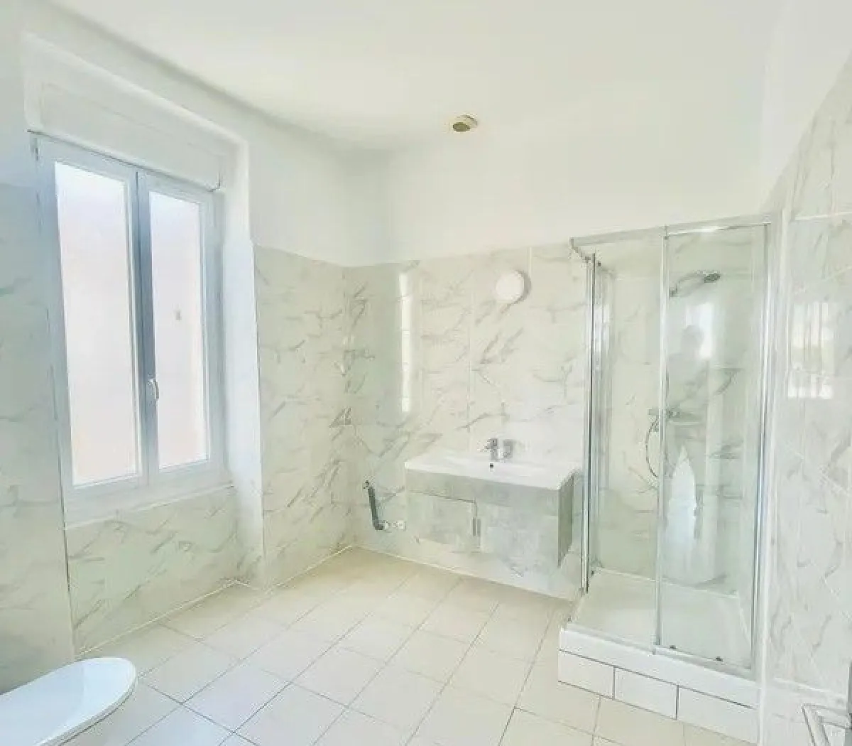 Location Marseille Appartement 66e95ab64674