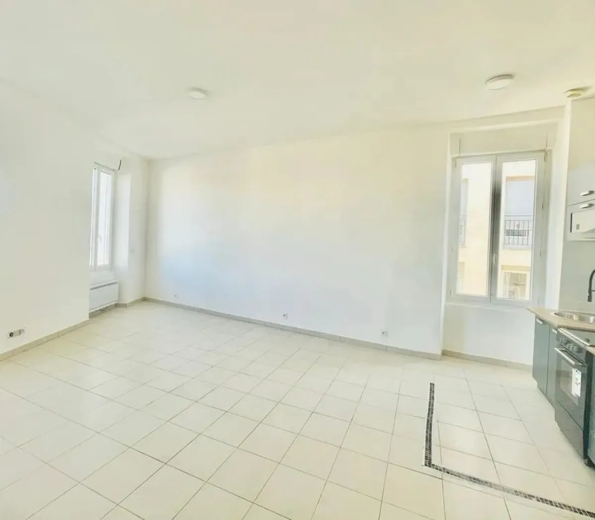 Location Marseille Appartement 66e95ab64674