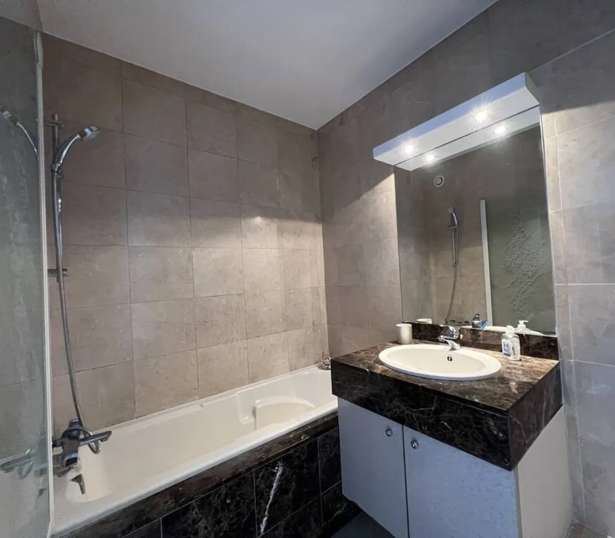 Location Aubervilliers Appartement 66f6a7a84cd9