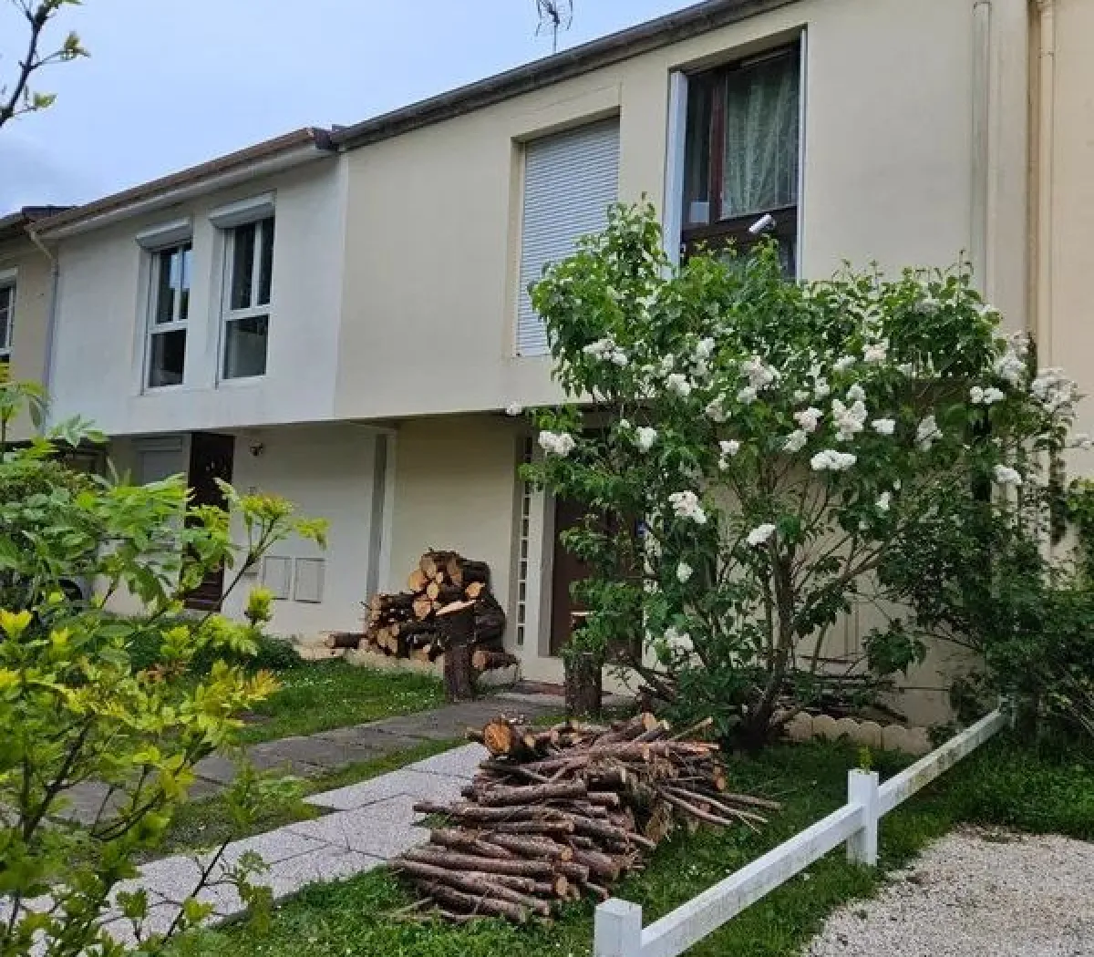 Location Noisy-le-Grand Maison 6703e404c3da