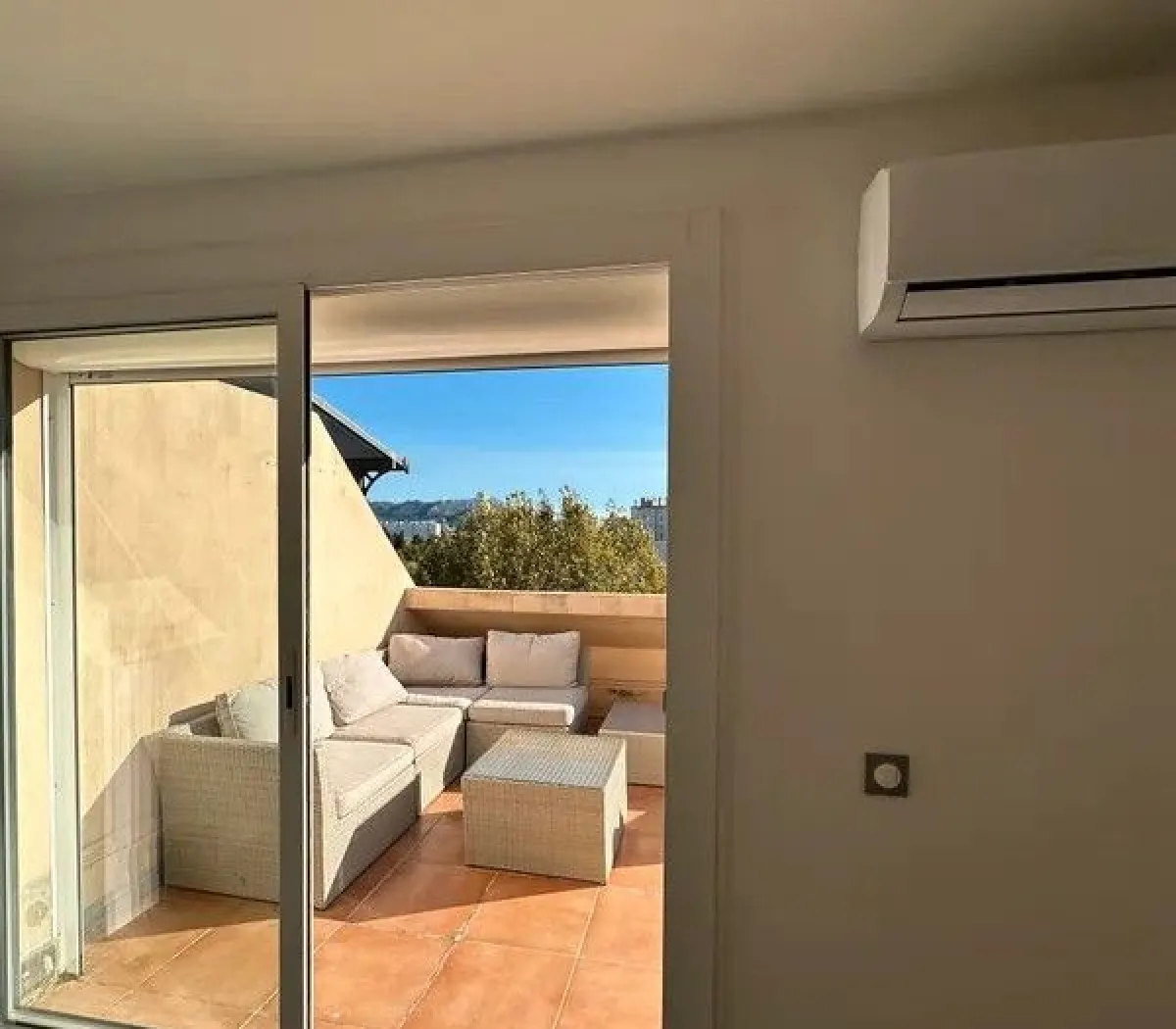 Location Marseille Appartement 670ce95d64a3