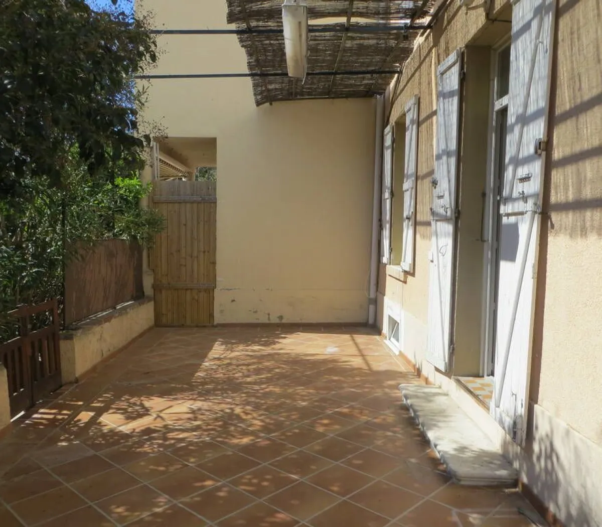 Location Toulon Appartement 6722096117cb