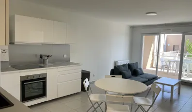 miniatureLocation La Fare-les-Oliviers Appartement 67248514807c2