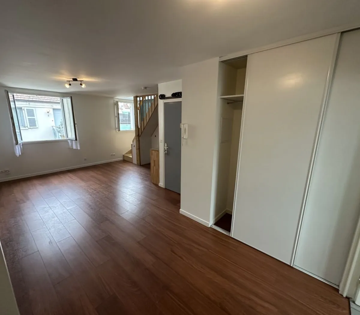 Location Ville-d'Avray Appartement 6728ddd01581