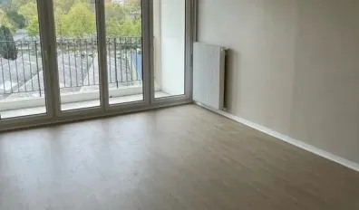 miniatureLocation Reims Appartement 673b0fb9df692