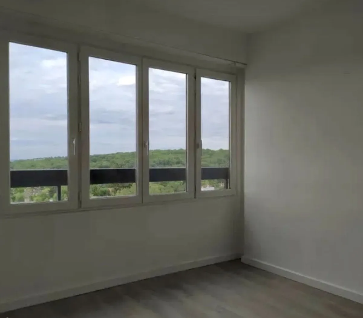 Location La Celle-Saint-Cloud Appartement 673f11b2c8c3