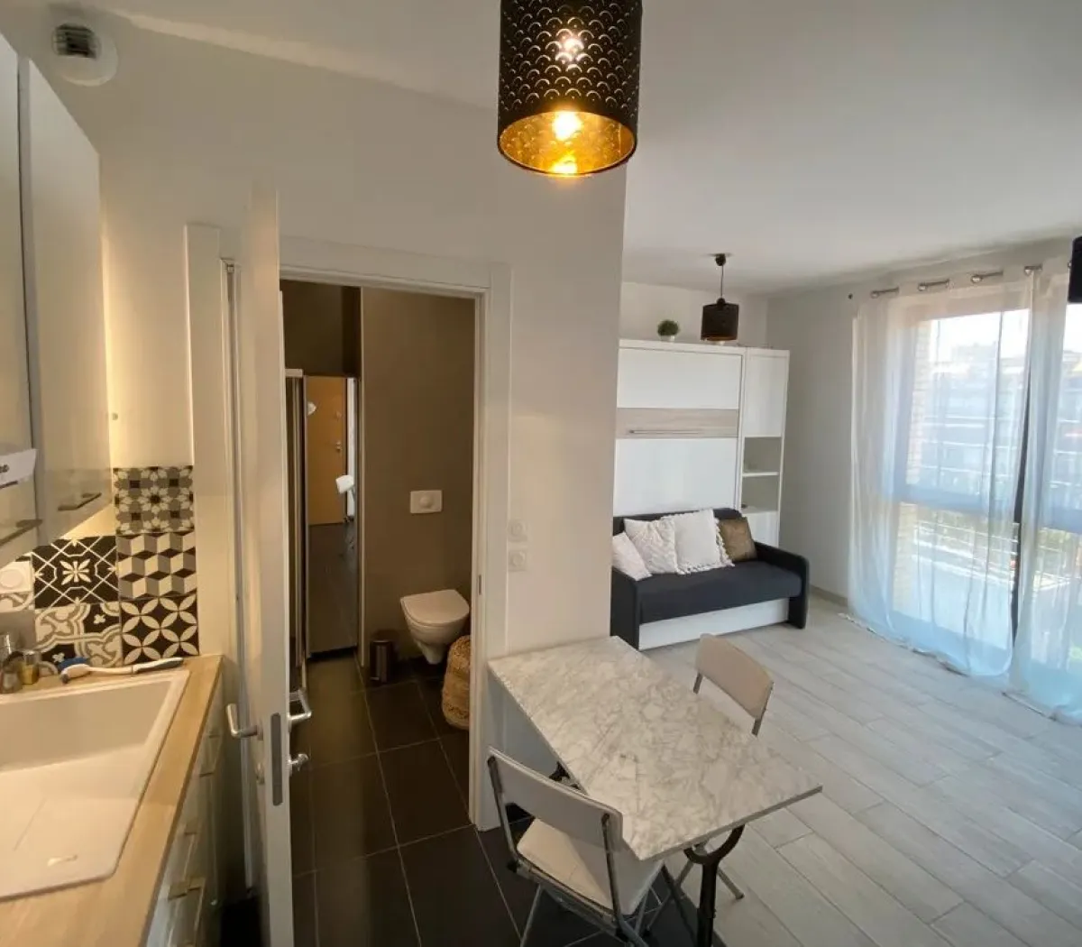 Location Issy-les-Moulineaux Appartement 673f4cb295c0