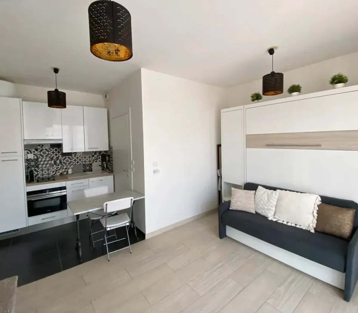 Location Issy-les-Moulineaux Appartement 673f4cb295c0