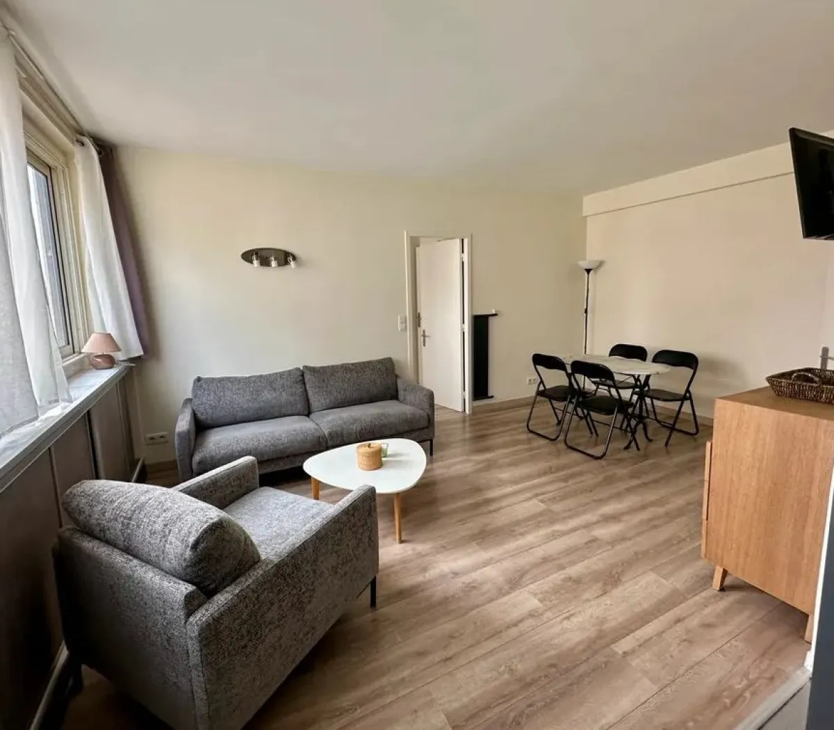 Location Paris Appartement 67470f37d39c