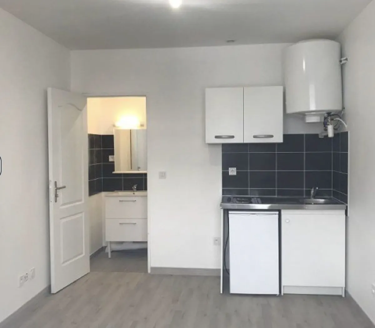 Location Bron Appartement 674754ab255a