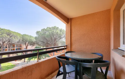 Location Saint-Raphaël Appartement 67516f73c7e2