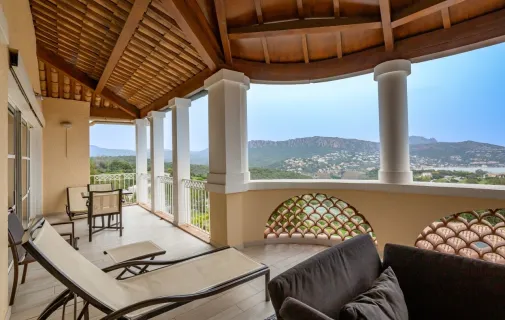 Location Saint-Raphaël Appartement 67517089bf38