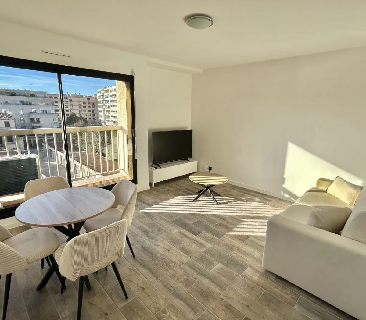 Location Marseille Appartement 6761a513a782