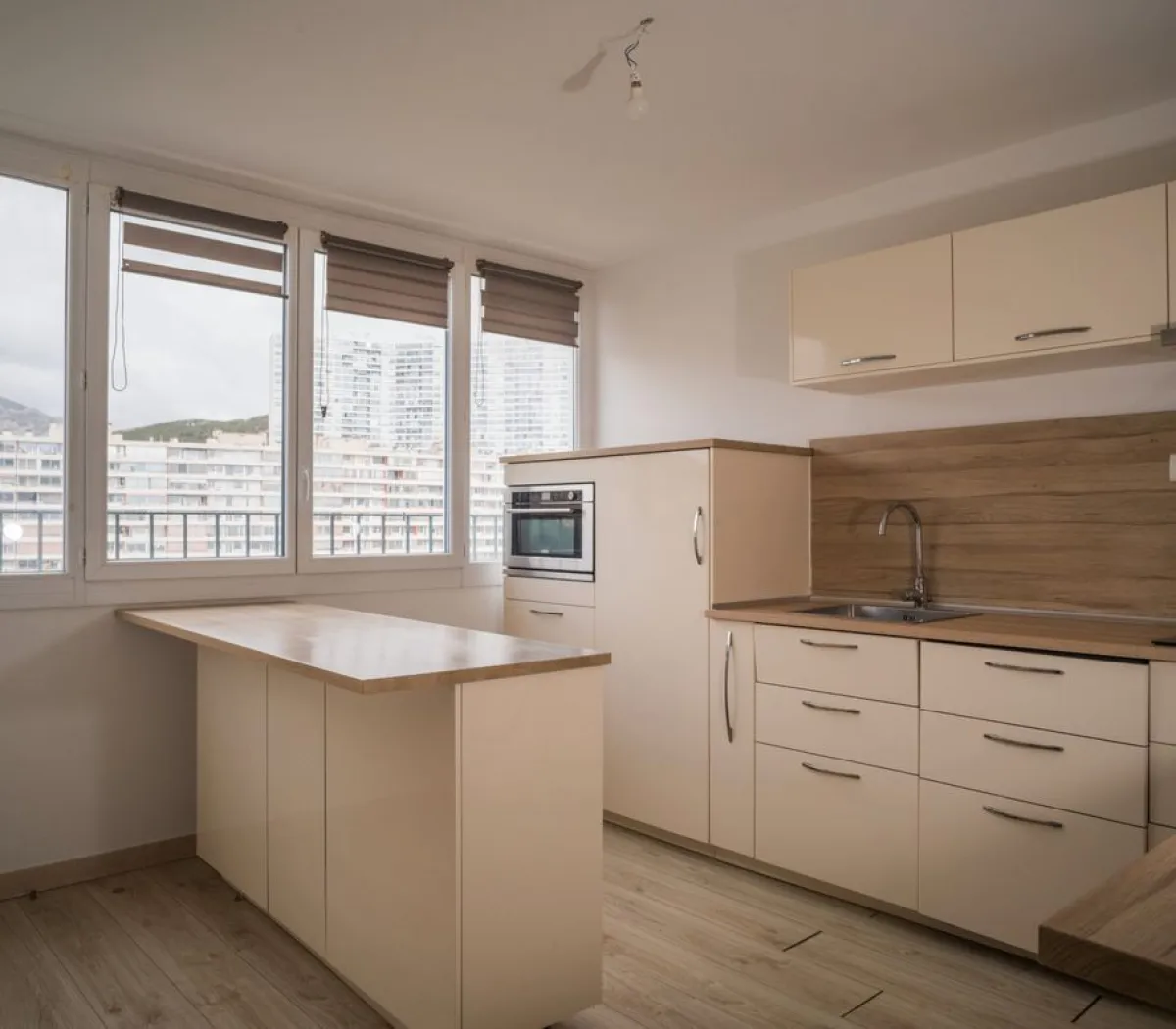 Location Marseille Appartement 6762e1d27789