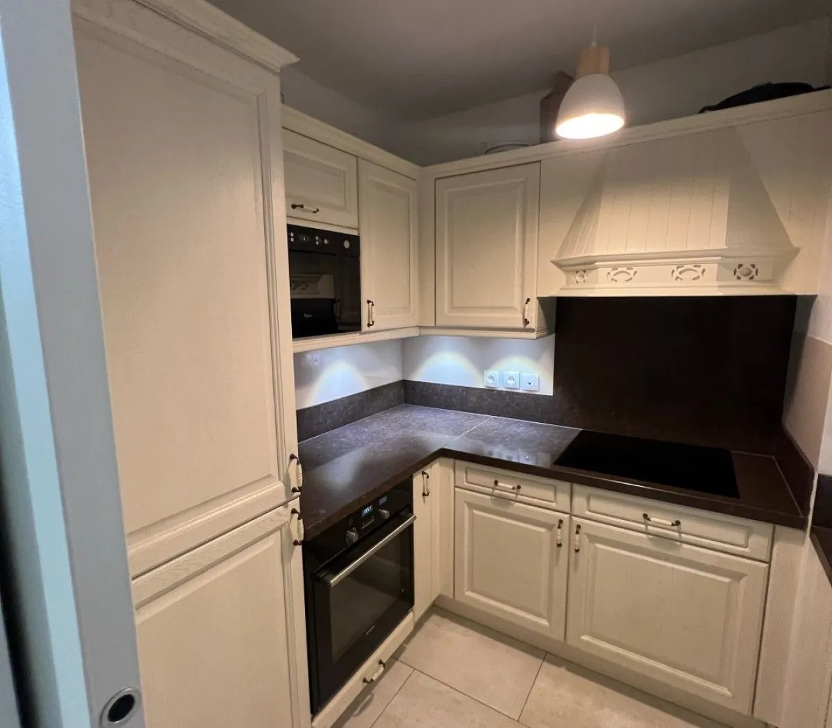 Location Suresnes Appartement 67642f90b207