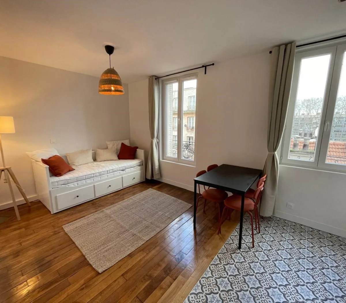Location Asnières-sur-Seine Appartement 677bace8102b