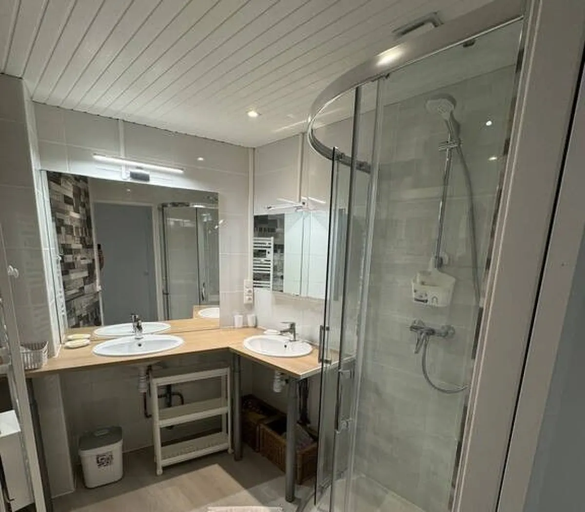 Location Grenoble Chambre 677d31d41a8e