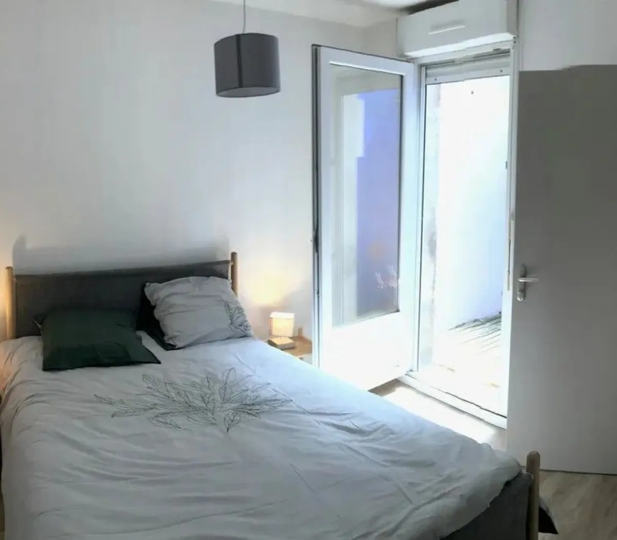 Location Bordeaux Appartement 677fa218e139