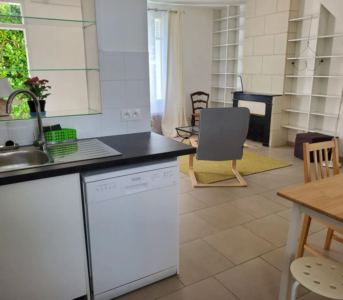 Location Saint-Cyr-sur-Loire Appartement 67814cfc7072