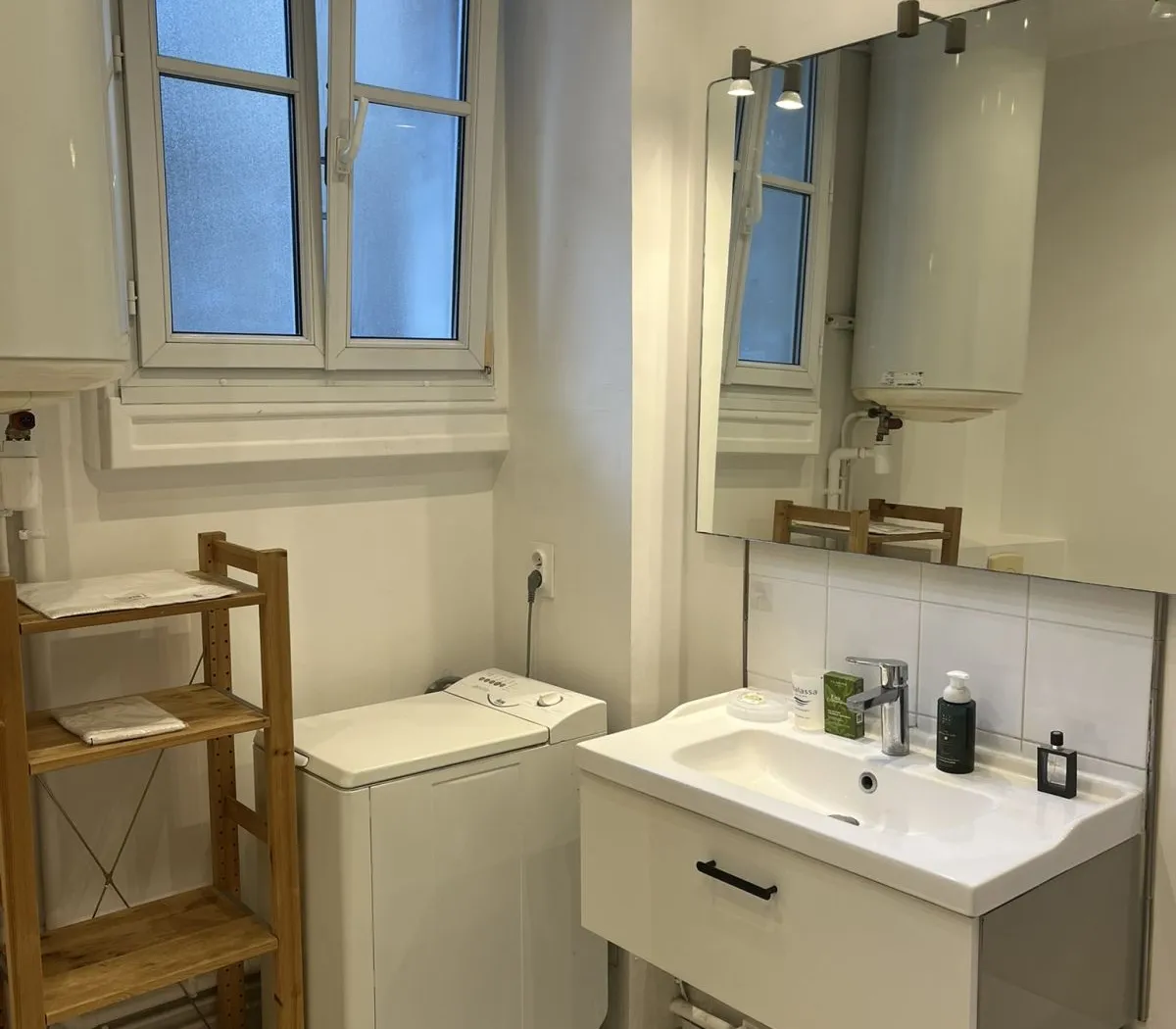 Location Paris Appartement 6784fb63bc19