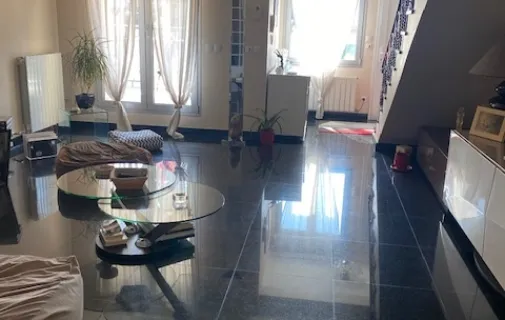 Location Suresnes Maison 6790f04bdb3b