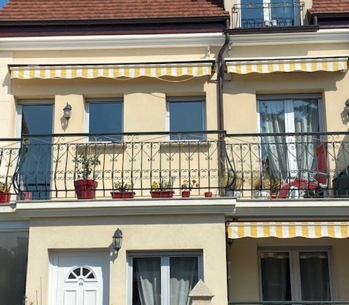 Location Suresnes Maison 6790f04bdb3b