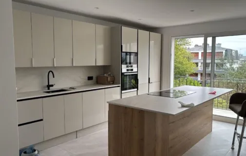 Location Rueil-Malmaison Maison 6794d90e821f