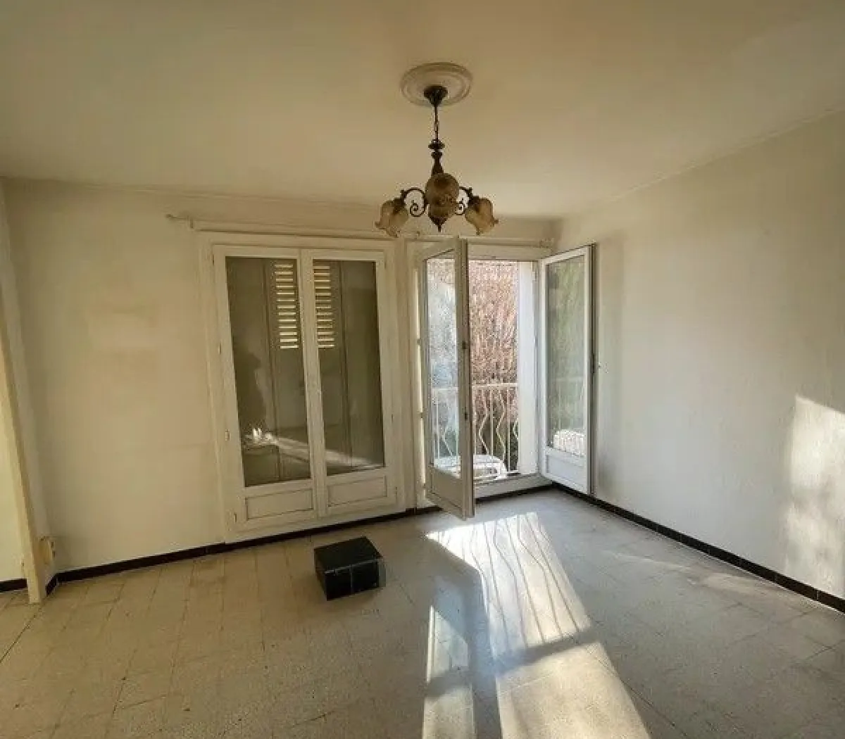 Location Aix-en-Provence Appartement 679b82c35f7c