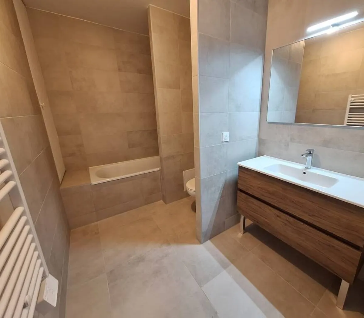 Location Asnières-sur-Seine Appartement 679b87ee5e17