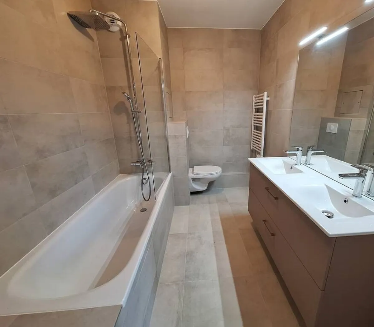 Location Asnières-sur-Seine Appartement 679b88db8032