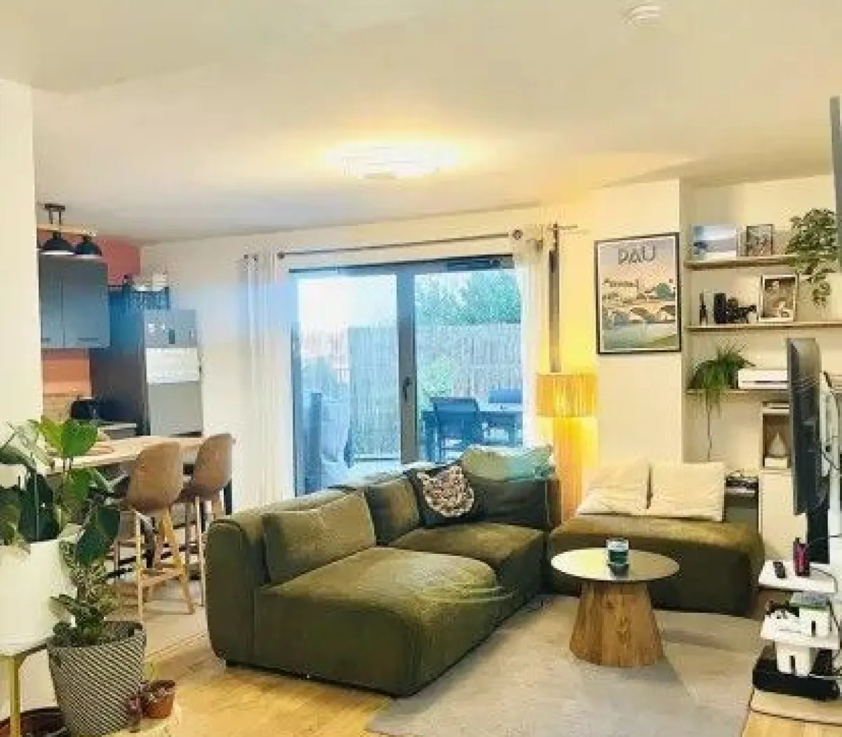 Location Bordeaux Appartement 67a4bc598811