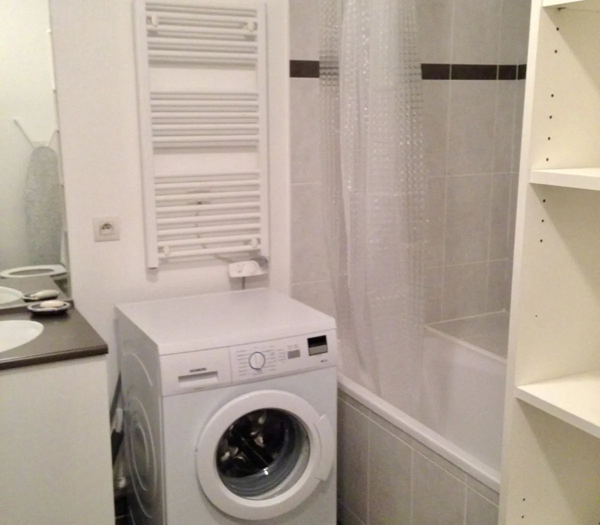 Location Issy-les-Moulineaux Appartement 67a7597853ee