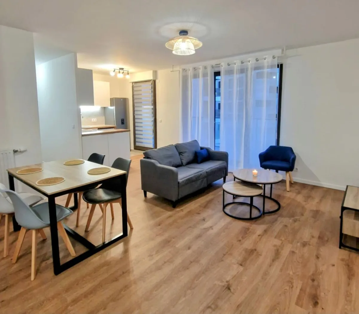 Location Gennevilliers Appartement 67aa2e403817