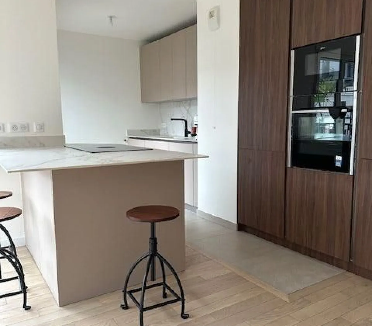 Location Courbevoie Appartement 67ae068eb45d