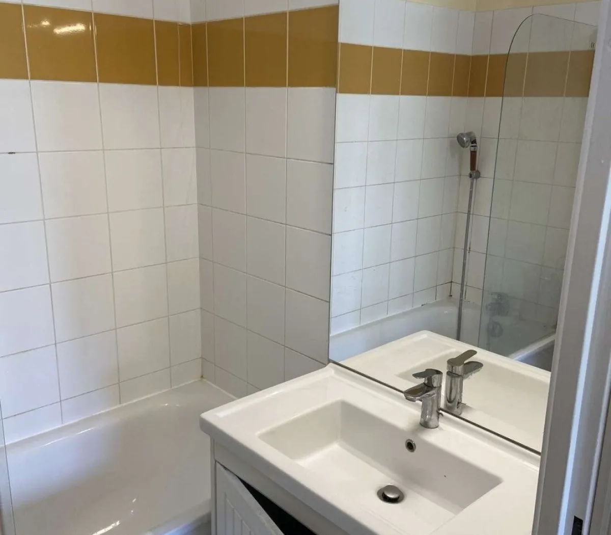 Location Corbeil-Essonnes Appartement 67af58f8da60