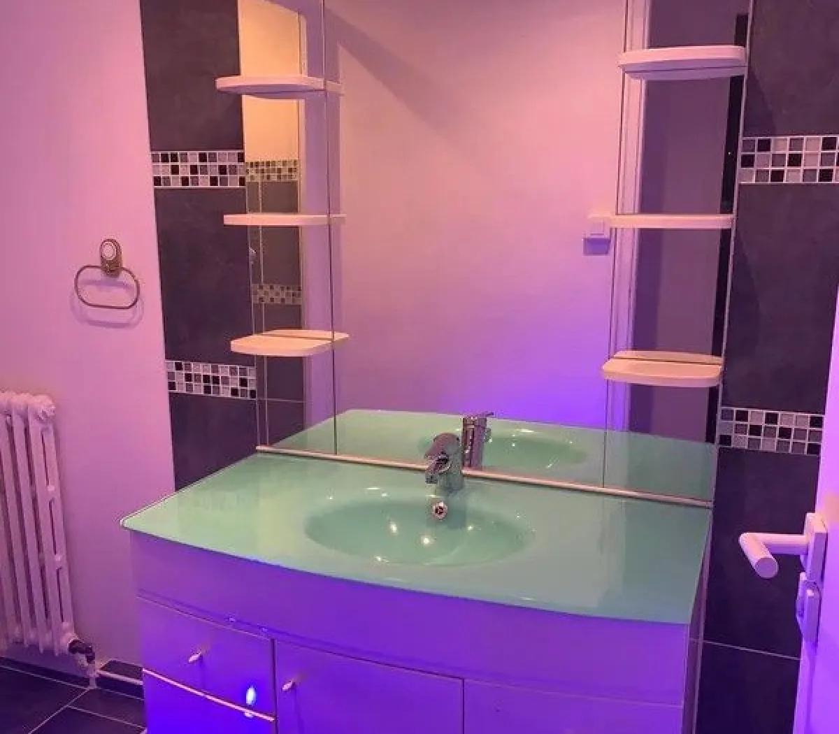 Location Marseille Appartement 67b34ce693f4