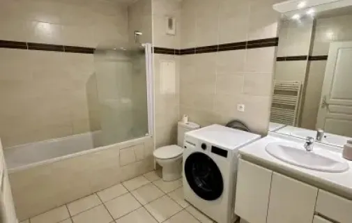 Location Bois-Colombes Appartement 67c039b4265d