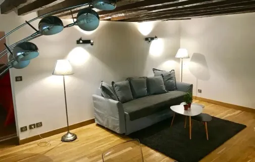 Location Paris Appartement 67cebb43939d