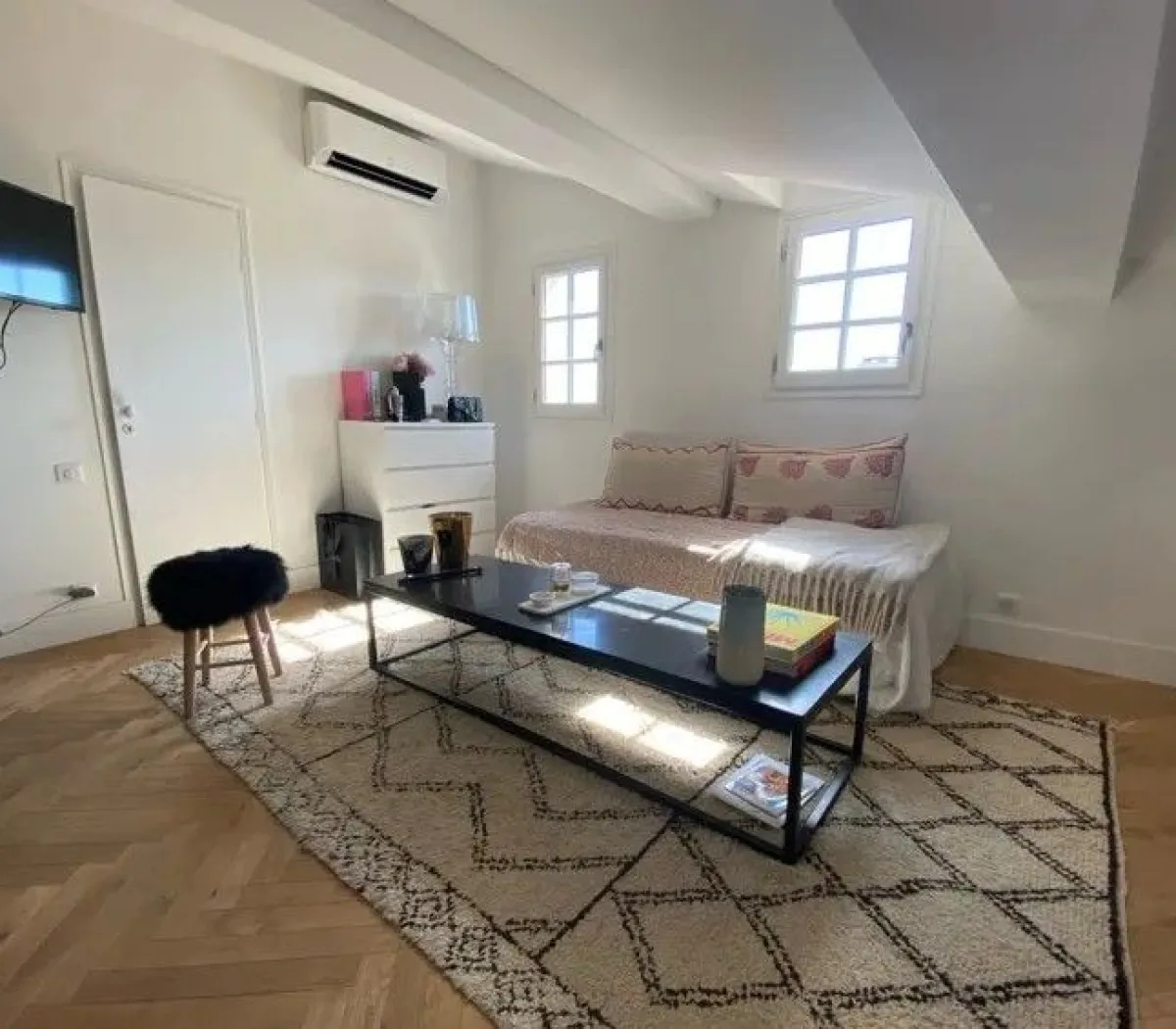 Location Aix-en-Provence Appartement 67d03d43e2e0