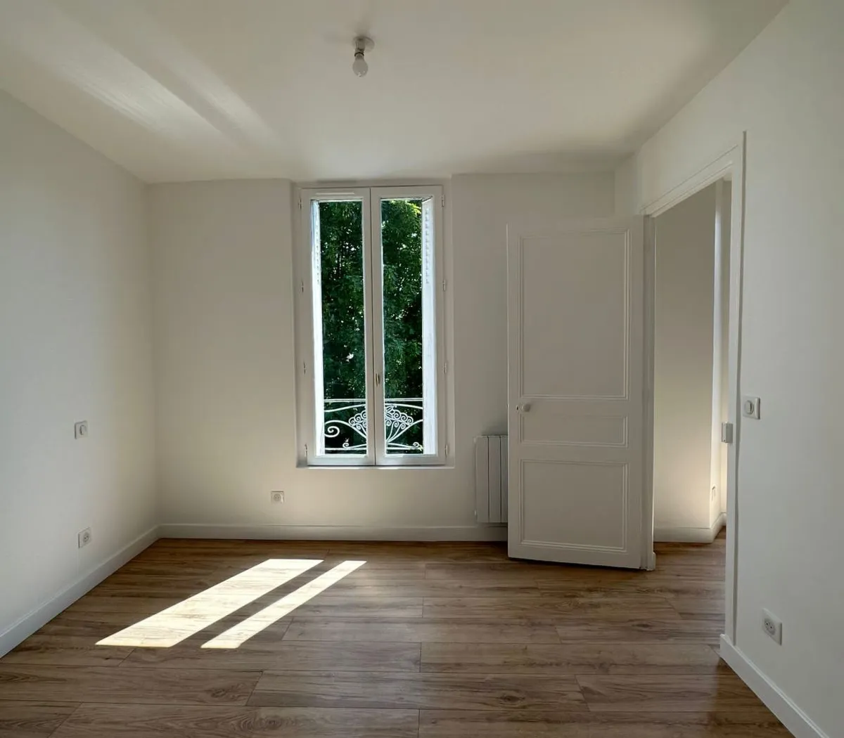 Location Saint-Cloud Appartement 67d1e7424fe5