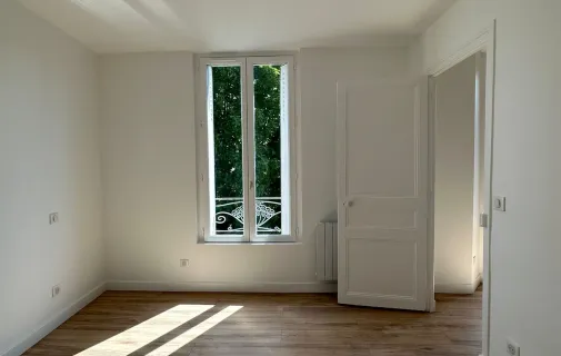 Location Saint-Cloud Appartement 67d1e7424fe5