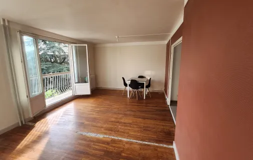 Location Villefranche-sur-Saône Appartement 67d3a9764035