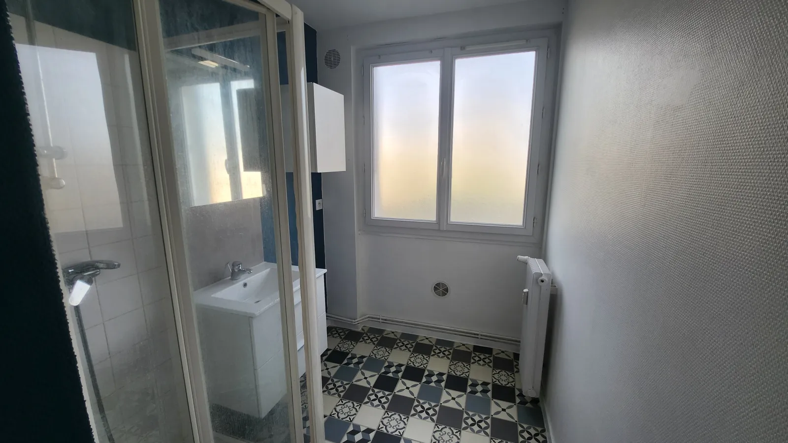 Location Villefranche-sur-Saône Appartement 67d3a97640354