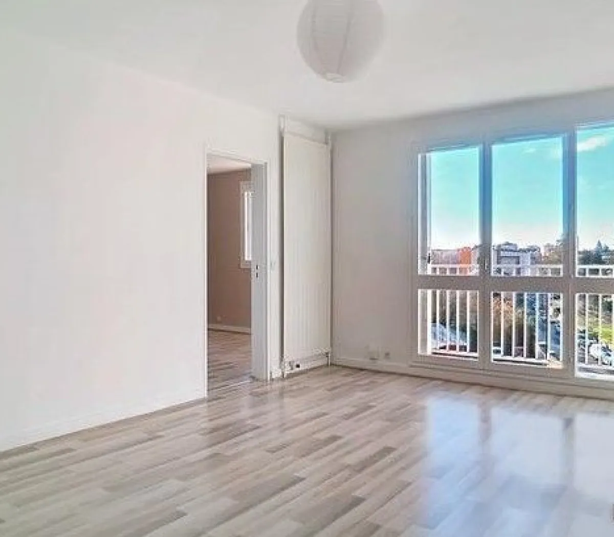 Location Châteauroux Appartement 67dace229f28