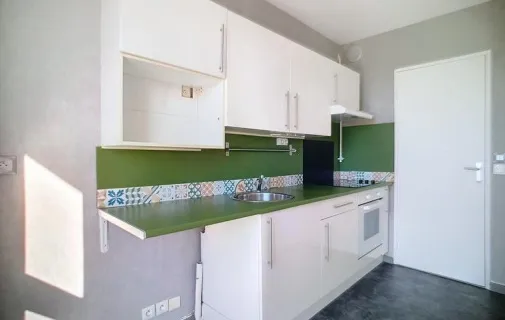 Location Châteauroux Appartement 67dace229f28