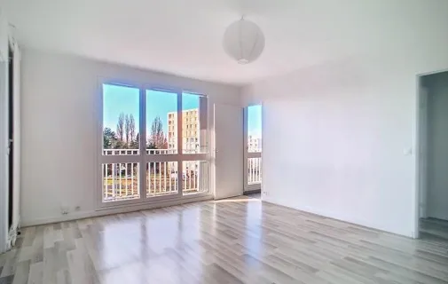Location Châteauroux Appartement 67dace229f28