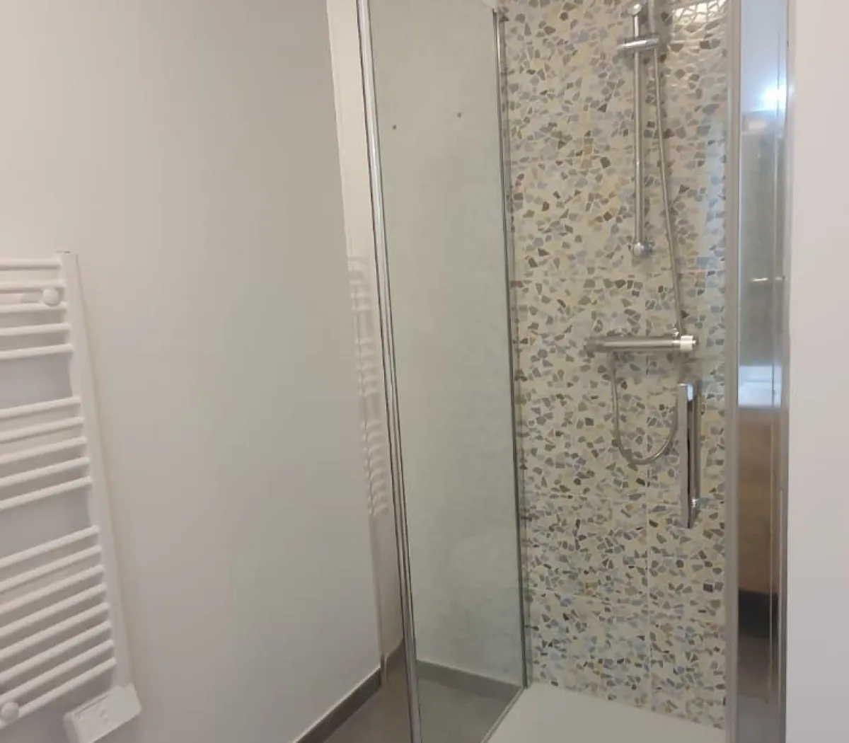 Location Saint-Priest Appartement 67dbb3f0030a