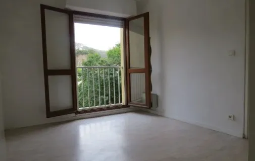 Location Marseille Appartement 67dd2bcc25bb