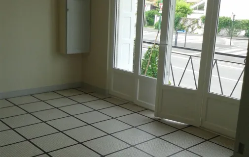 Location Saint-Médard-en-Jalles Maison 67e933ef982d