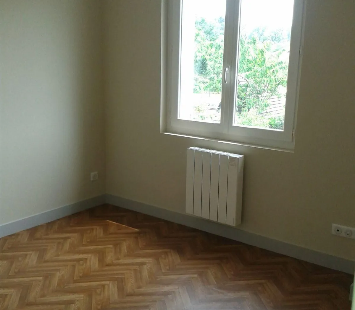 Location Saint-Médard-en-Jalles Maison 67e933ef982d